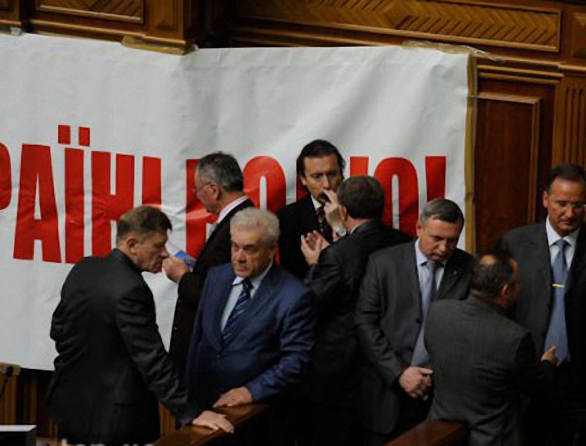 БЮТ блокуватиме роботу Ради, поки статтю Тимошенко не декриміналізують