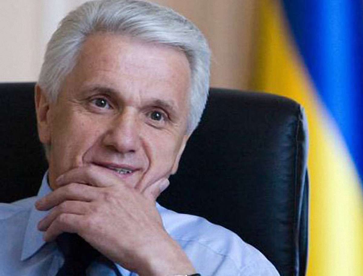 Литвин подякував анонімам за псевдосторінку у Facebook