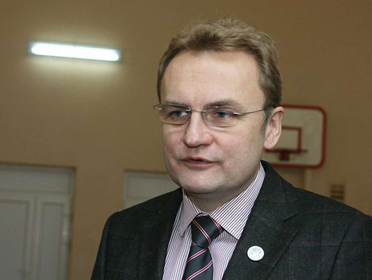 Масштабні ремонти п’яти доріг у Львові завершилися, - мер