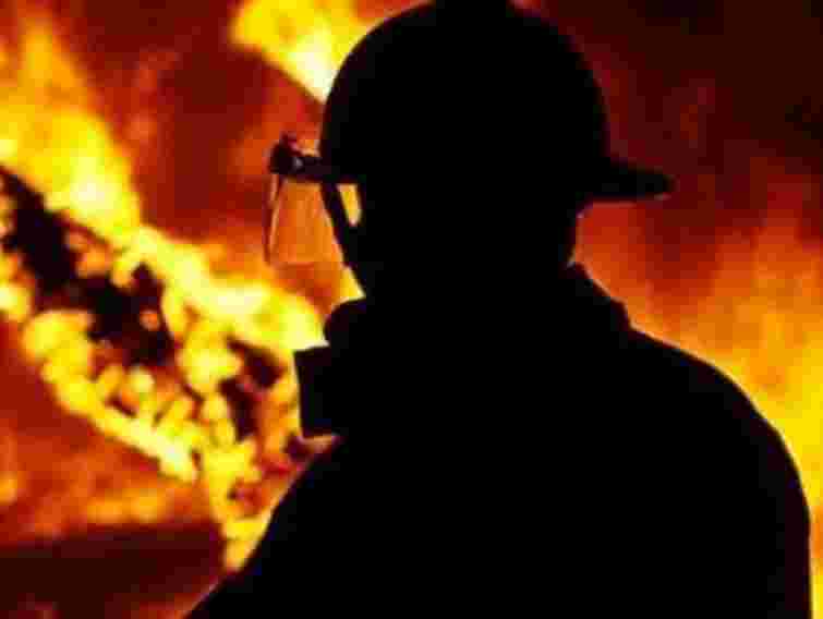 Під час пожежі на складі алкоголю врятували п’яного комірника