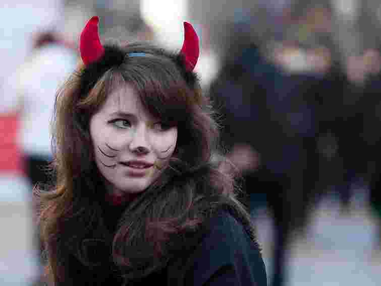 У Львові на Різдвяні свята запрошують на роботу Чортів та Ангелів