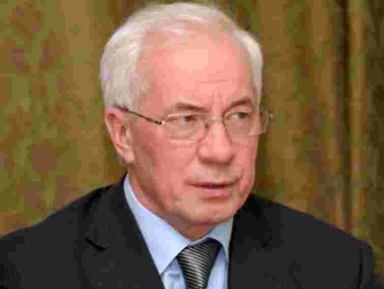 Азаров сподівається вийти на профіцит держбюджету