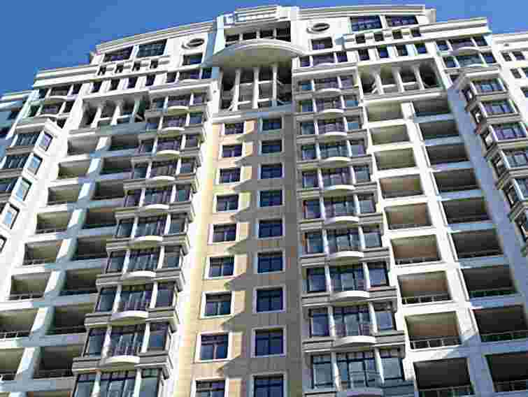 Податкова перевірятиме, звідки українці беруть кошти на квартири