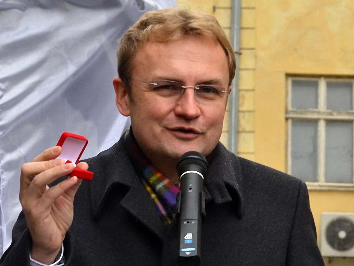 Вакарчук отримав золотий герб Львова за пам’ятник Івасюку