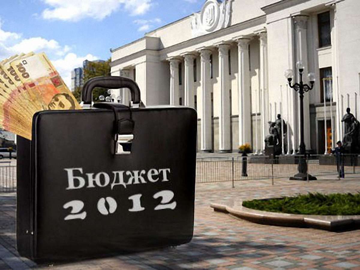 Проект Держбюджету-2012 передали до парламенту