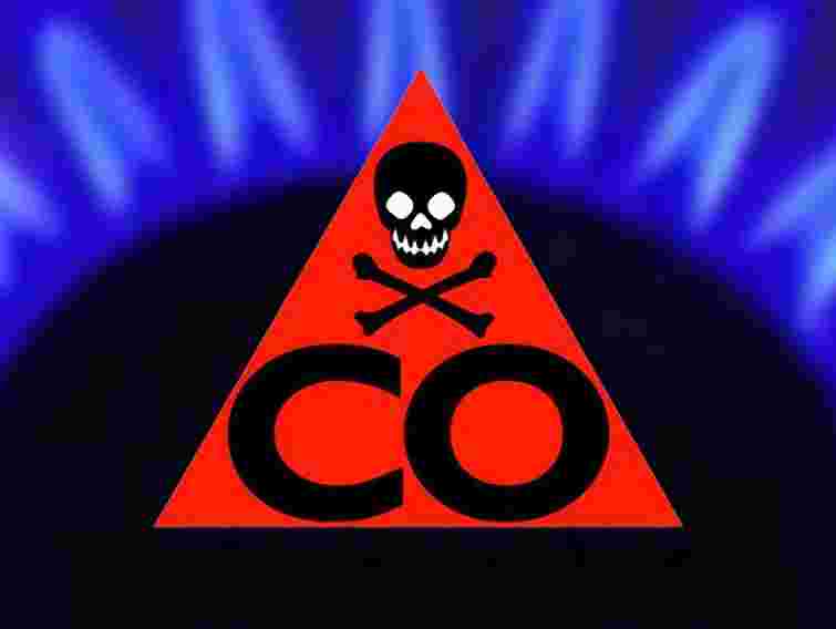 У Львові дівчина отруїлась чадним газом