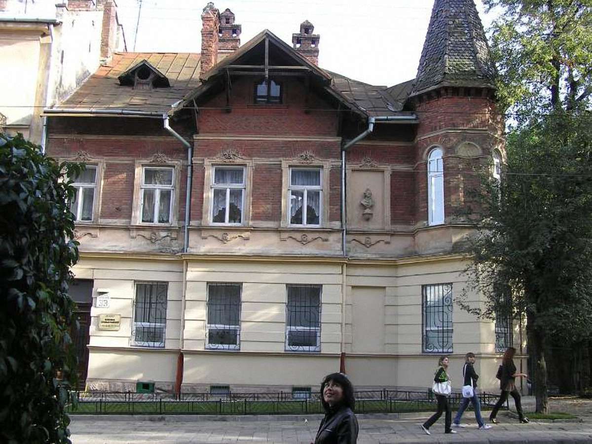 Вулицю Чупринки у Львові вже відкрили для транспорту