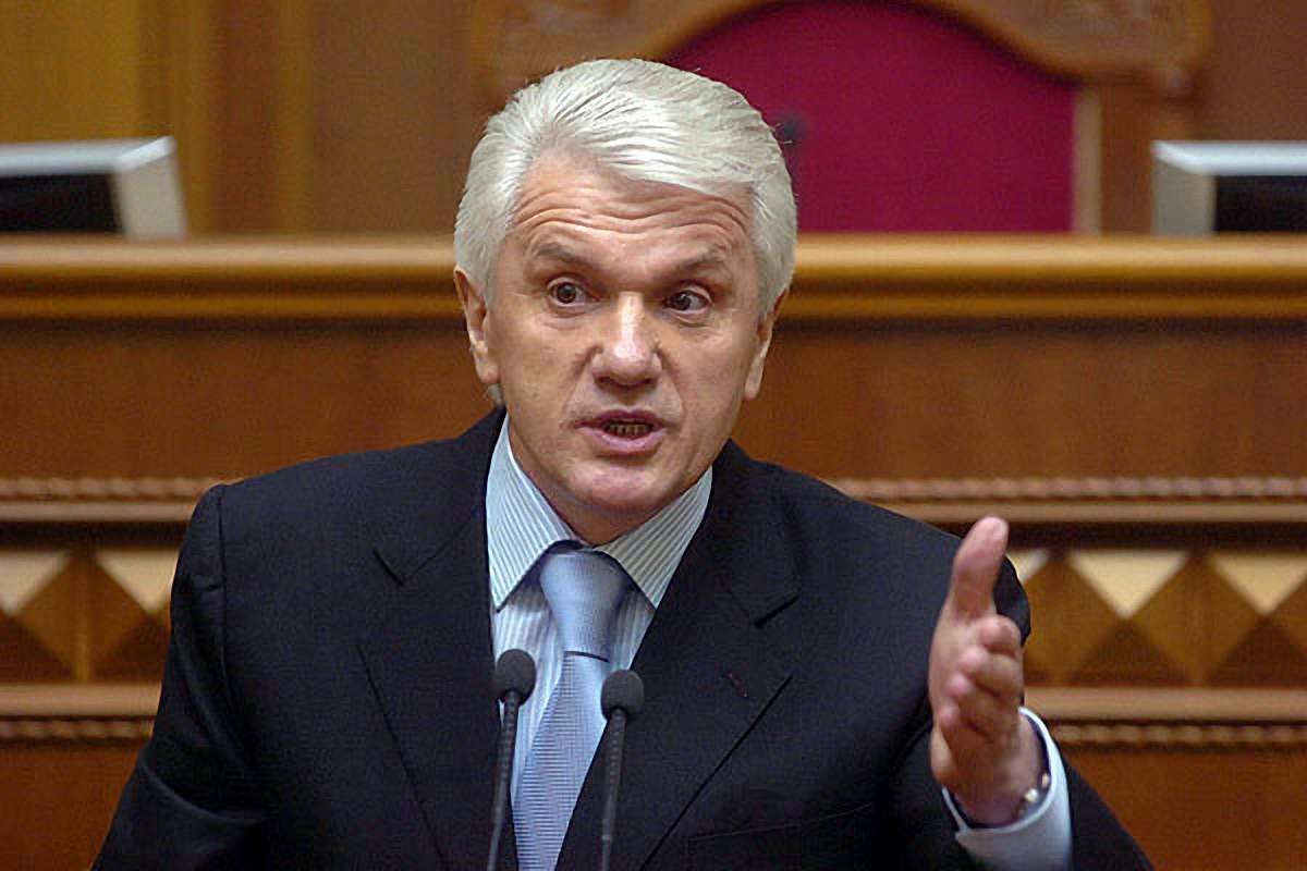 Литвин радить молодим політикам «не йти за натовпом»