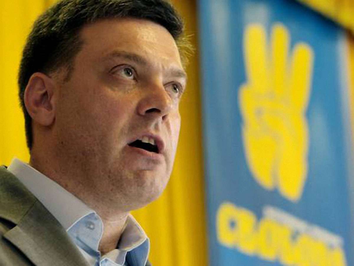 Тягнибок розповів, за чиї кошти виживає партія