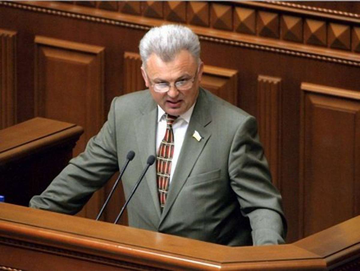 У законі про Держбюджет-2012 закладені політичні хабарі, – Стретович