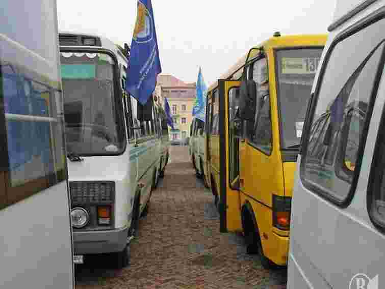 Мінінфраструктури перевірить 400 автоперевізників