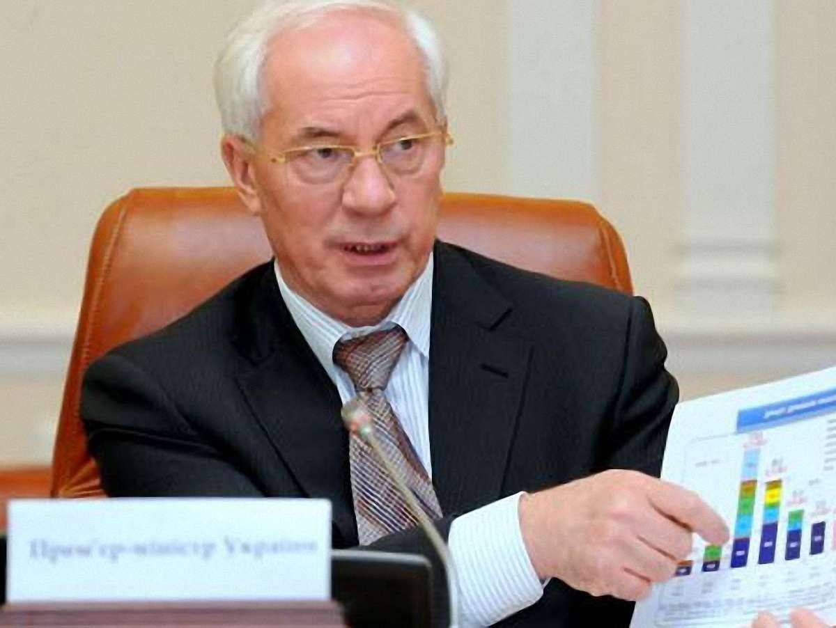 Азаров розповів, що про цю владу напишуть у підручниках
