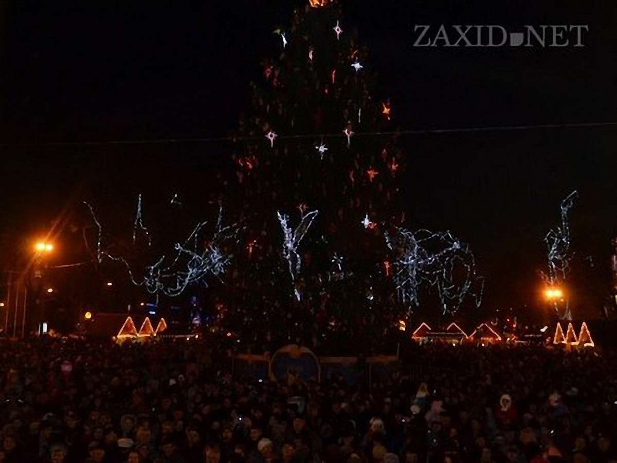 Львівську ялинку посилено охоронятиме міліція