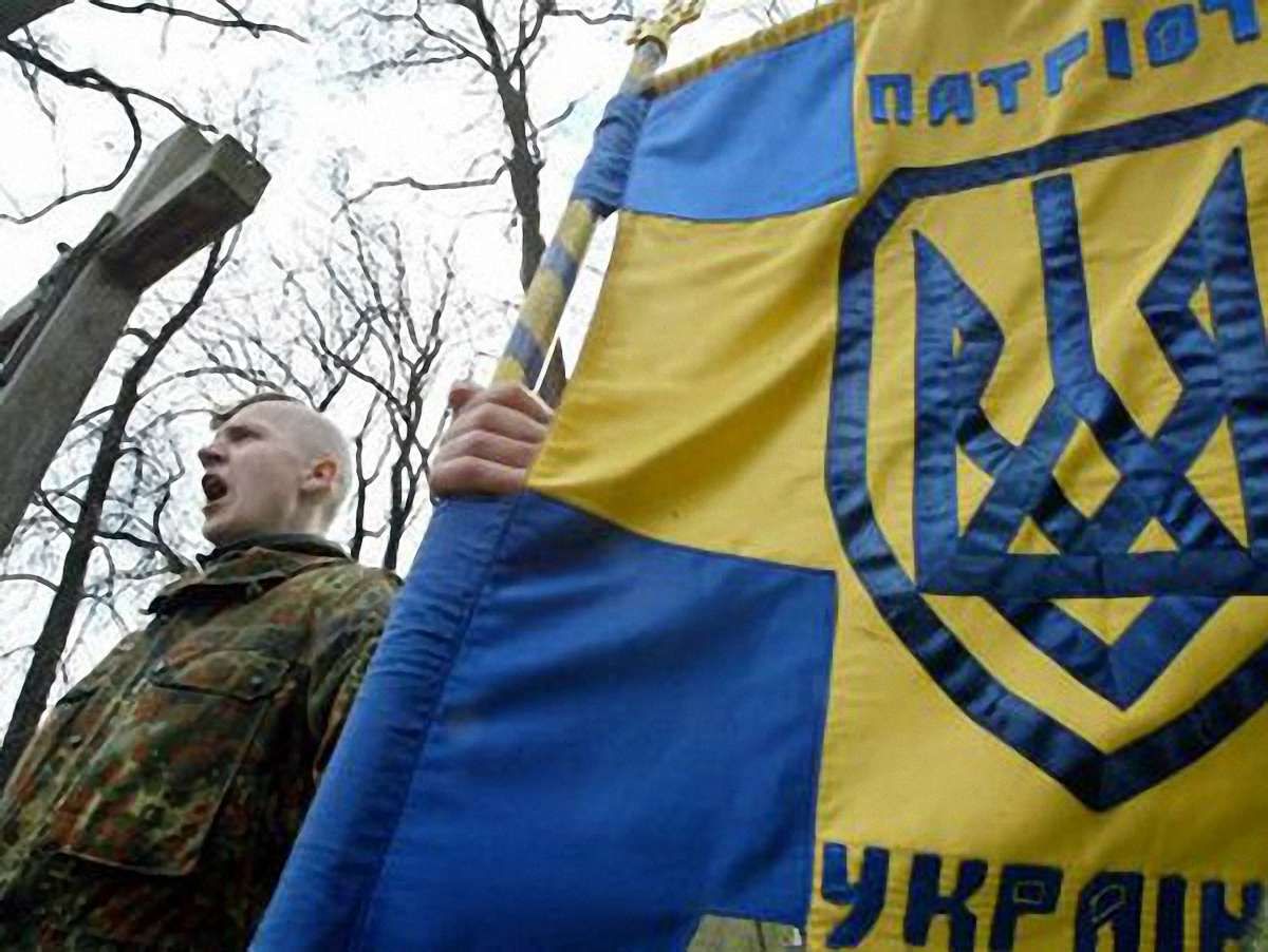 Патріоти обіцяють зірвати Євро-2012, якщо влада не припинить репресії
