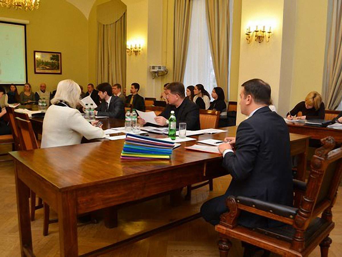 Виконком затвердив стандарти послуг управлінь Львівської міськради