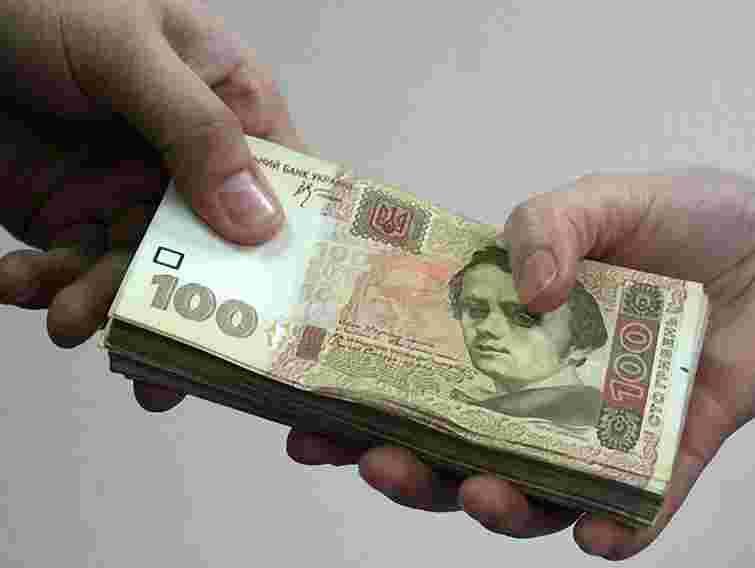 У Львові бронетанковий завод незаконно виплатив премій на 464 тис. грн