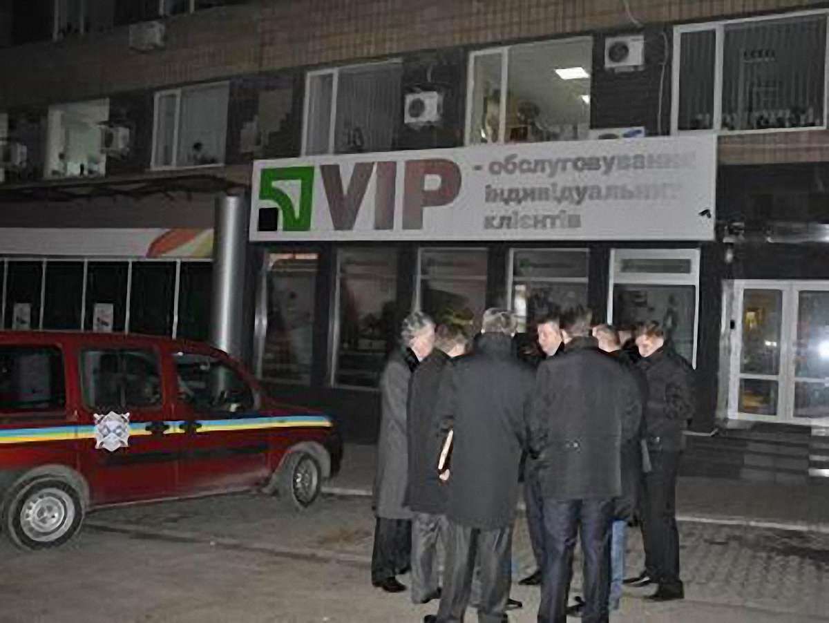 Затримано підозрюваних в нападі на донецький банк