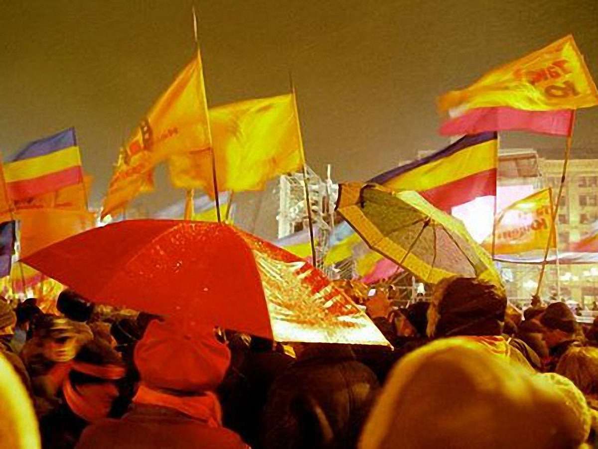 Янукович з Майданом цяцькатися не буде, – політтехнолог