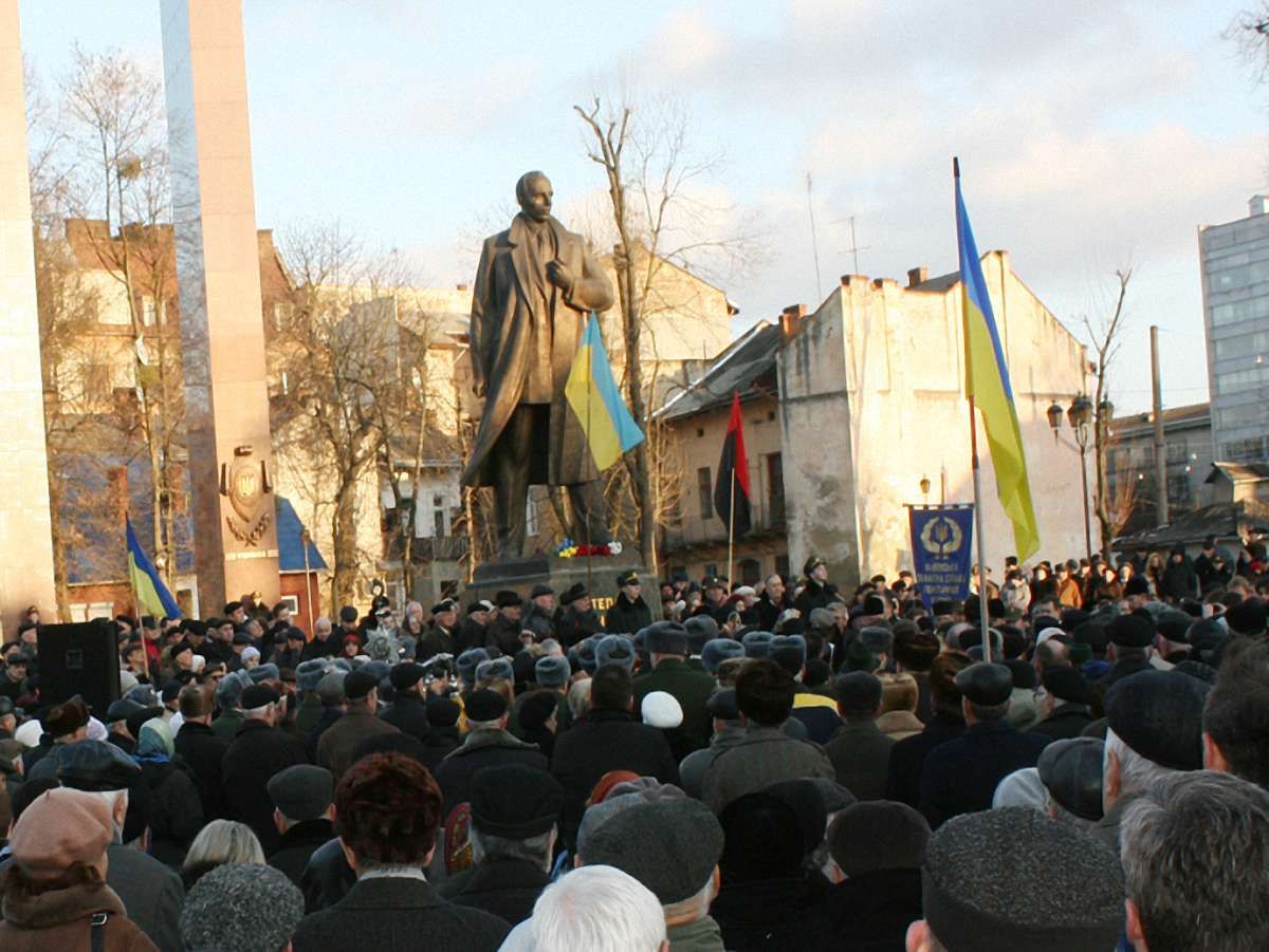 Постать Бандери здатна об’єднати Україну, – голова Львівської облради