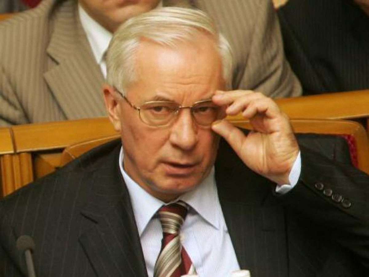 Азаров побачив: «покращення життя вже сьогодні» ще не настало