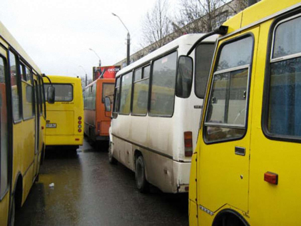 Нова транспортна схема Львова працює на 70%, - Жук