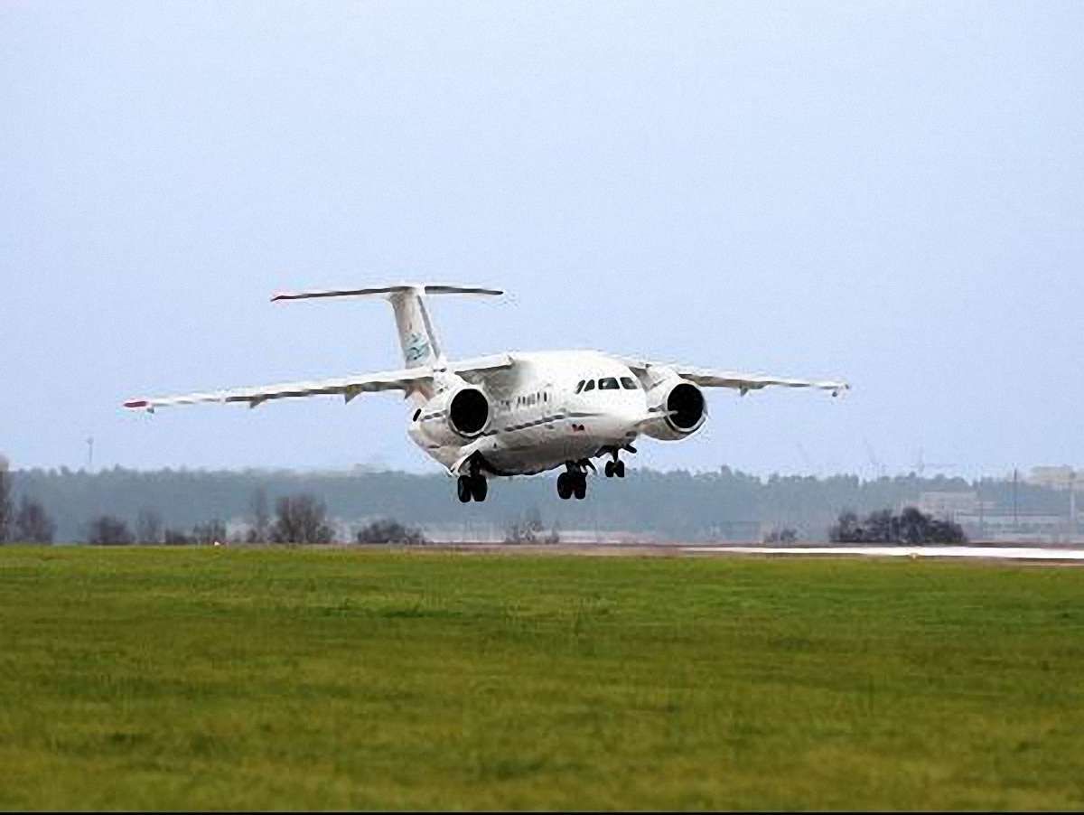 З березня «Візз Ейр Україна» планує відновити авіаперельоти зі Львова    