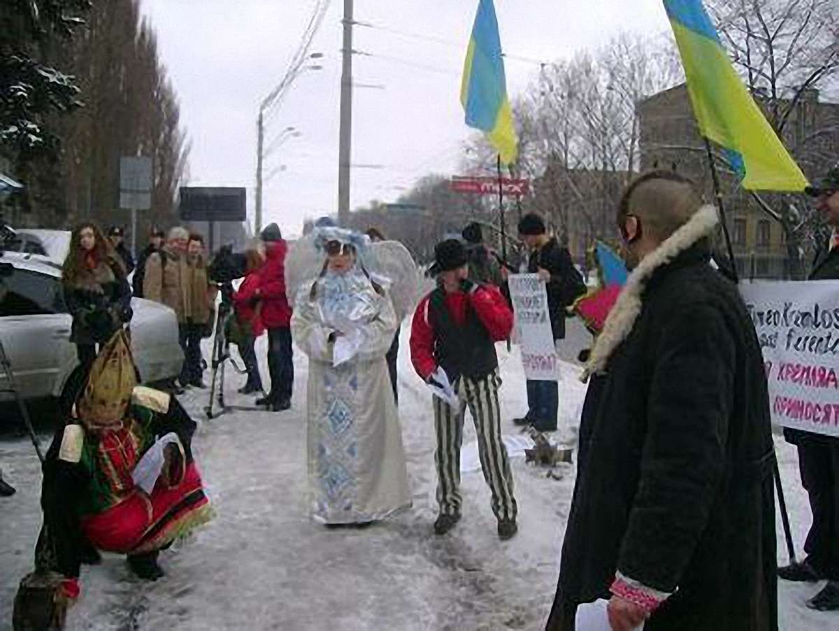 Під СІЗО Луценка покажуть аполітичний вертеп