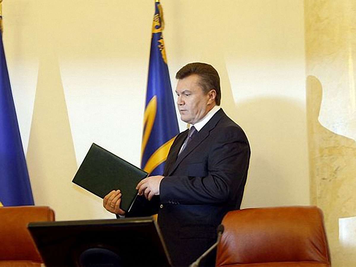 Янукович підписав Закон «Про державну службу»