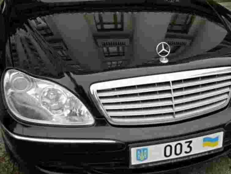 Річний догляд за Мерседесом Януковича дорожчий за нового Ланоса