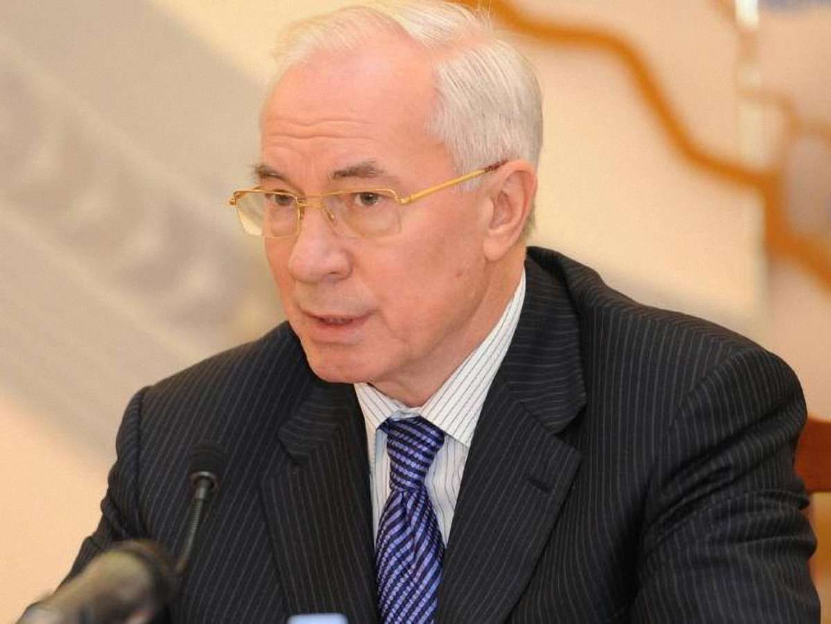 Росія не хоче змінювати умови  газової угоди, - Азаров