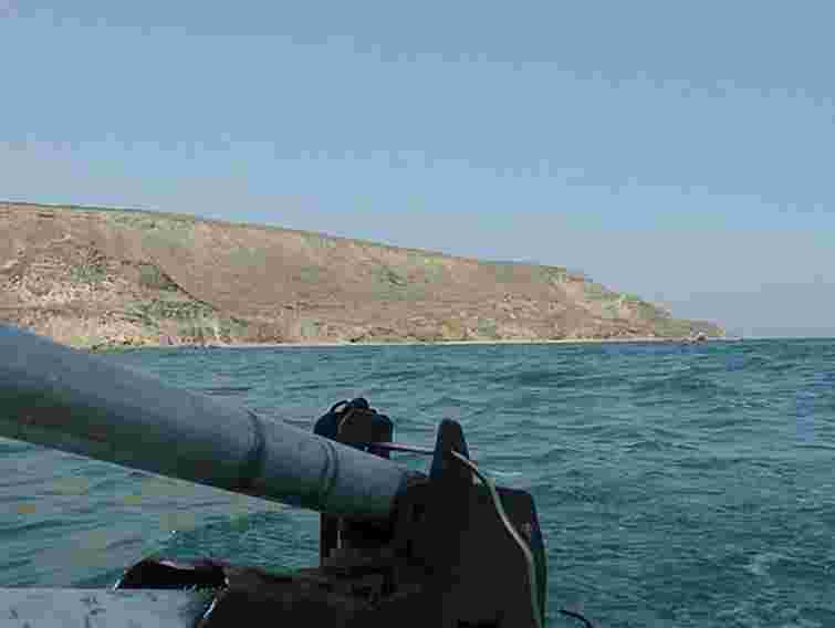 В Азовському морі третю добу шукають зниклих рибалок