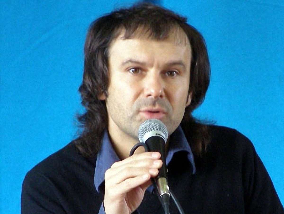 Вакарчук: Якщо буде треба, відстоюватиму демократію з кулаком