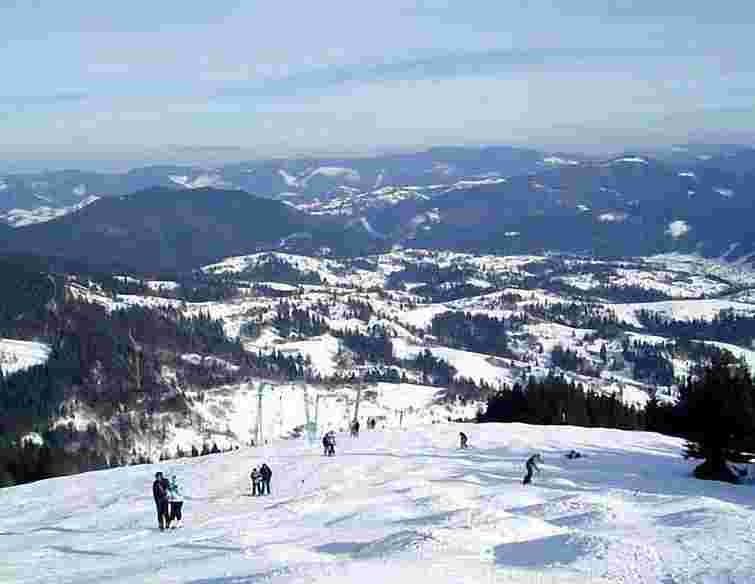 У Карпатах травмувалися 78 туристів-лижників