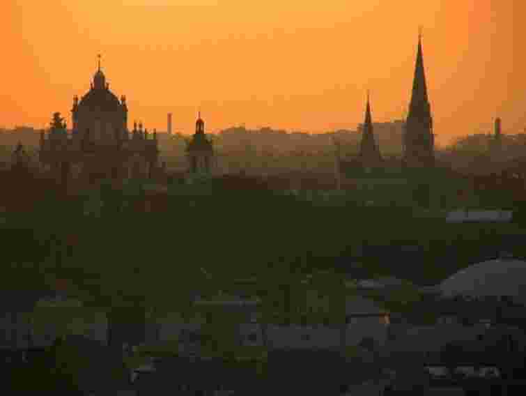 Львів’ян запрошують писати есе про самоврядування на конкурс