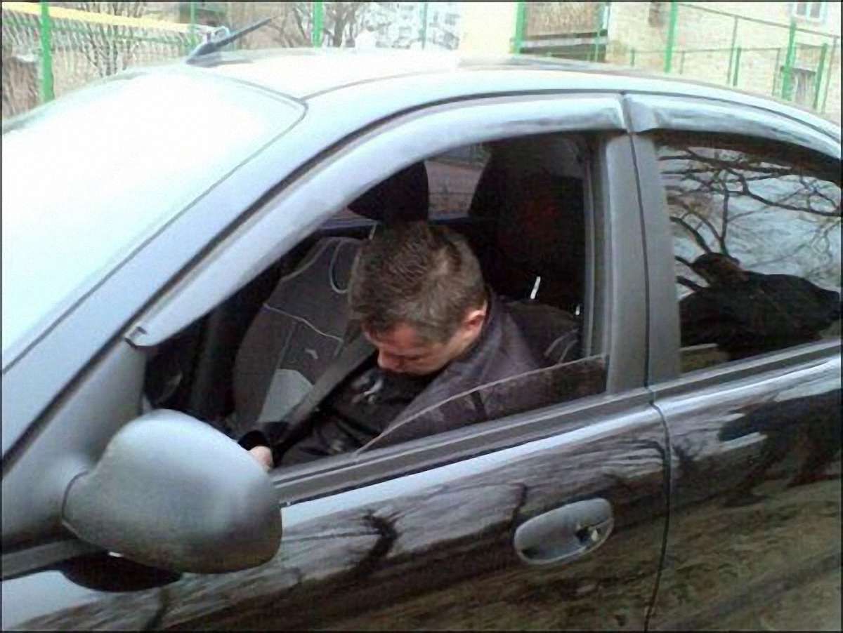 На Львівщині п’яний водій наїхав на двох людей 