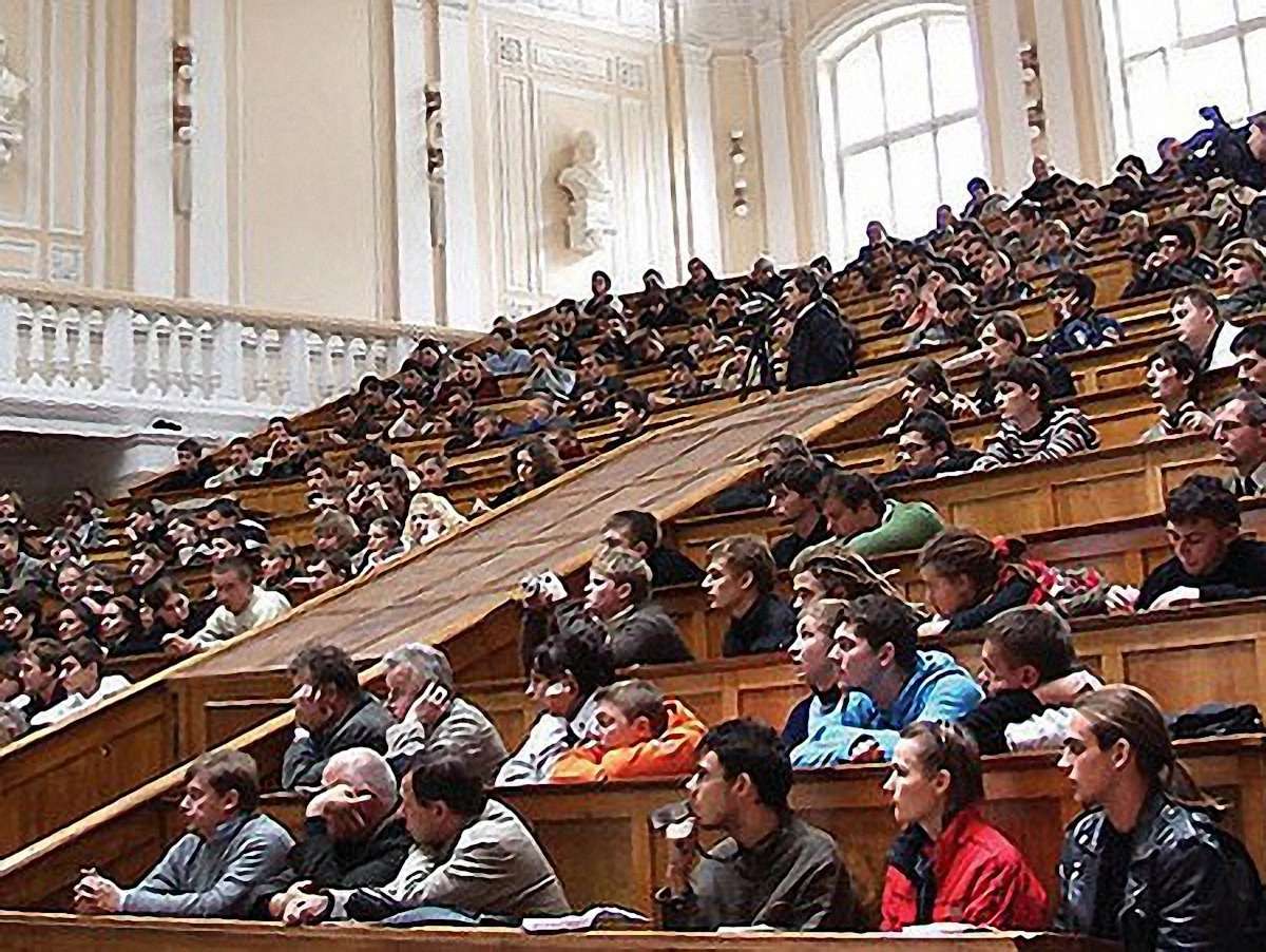 Студенти закликають Раду відхилити законопроекти про вищу освіту 
