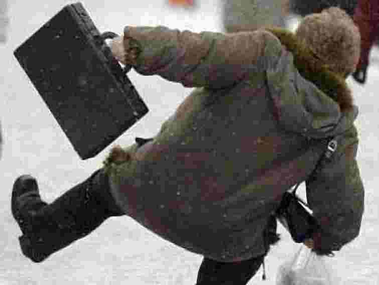 У Львові за три дні у лікарні звернулося 160 осіб з вуличними травмами