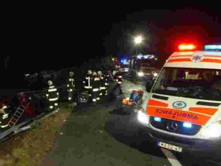 В Угорщині автобус з українцями потрапив у ДТП: 6 постраждалих