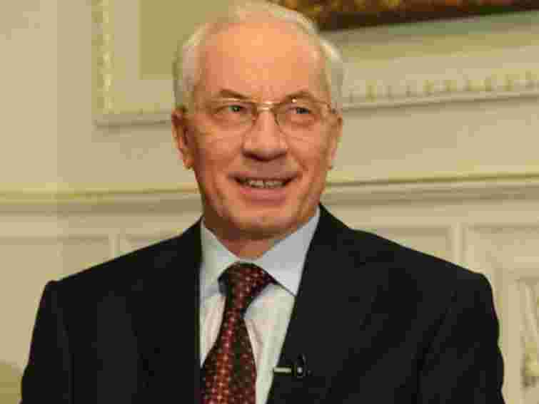 Азаров: Односторонніх поступок у газових переговорах не буде