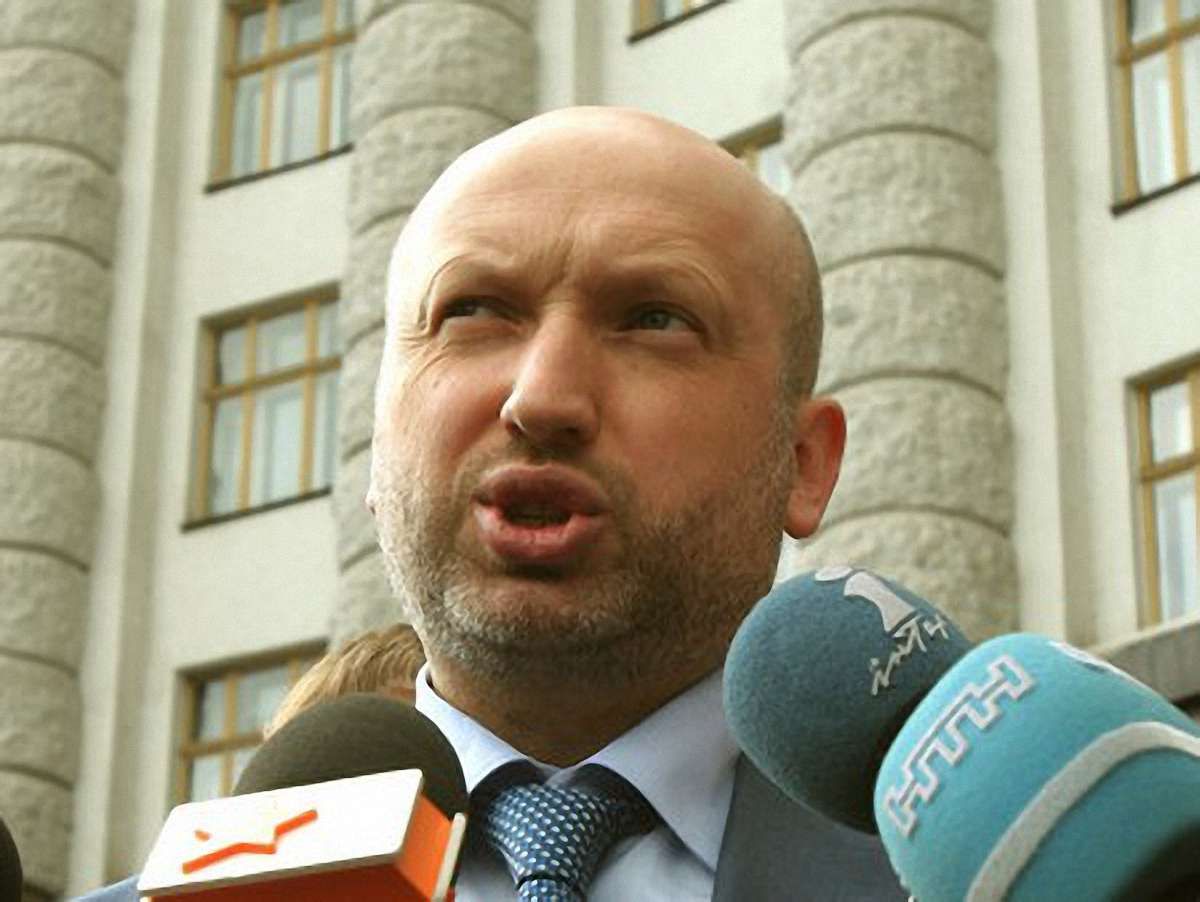 Харківські угоди підписали заради Фірташа, - Турчинов