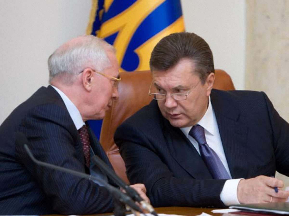 Українці покладають відповідальність за провали уряду на Януковича