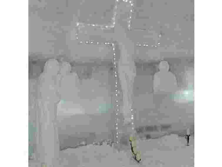 У горах Румунії відкрили крижану церкву