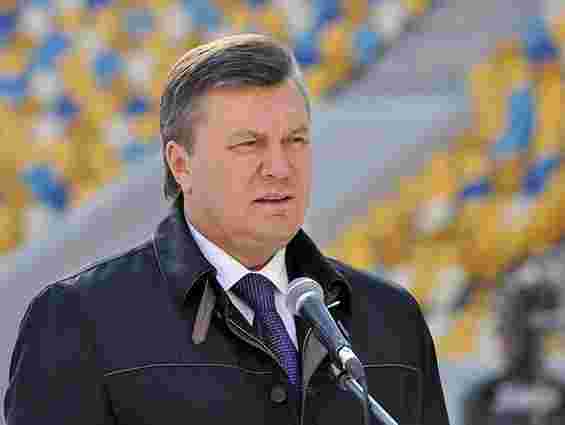 Янукович приїде до Львова відкривати новий термінал у березні