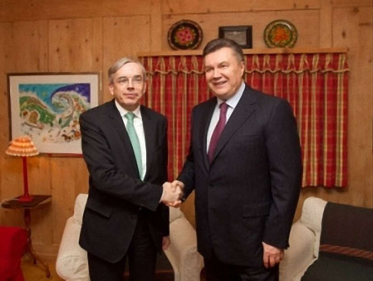 Янукович у Давосі таки зустрінеться з президентами