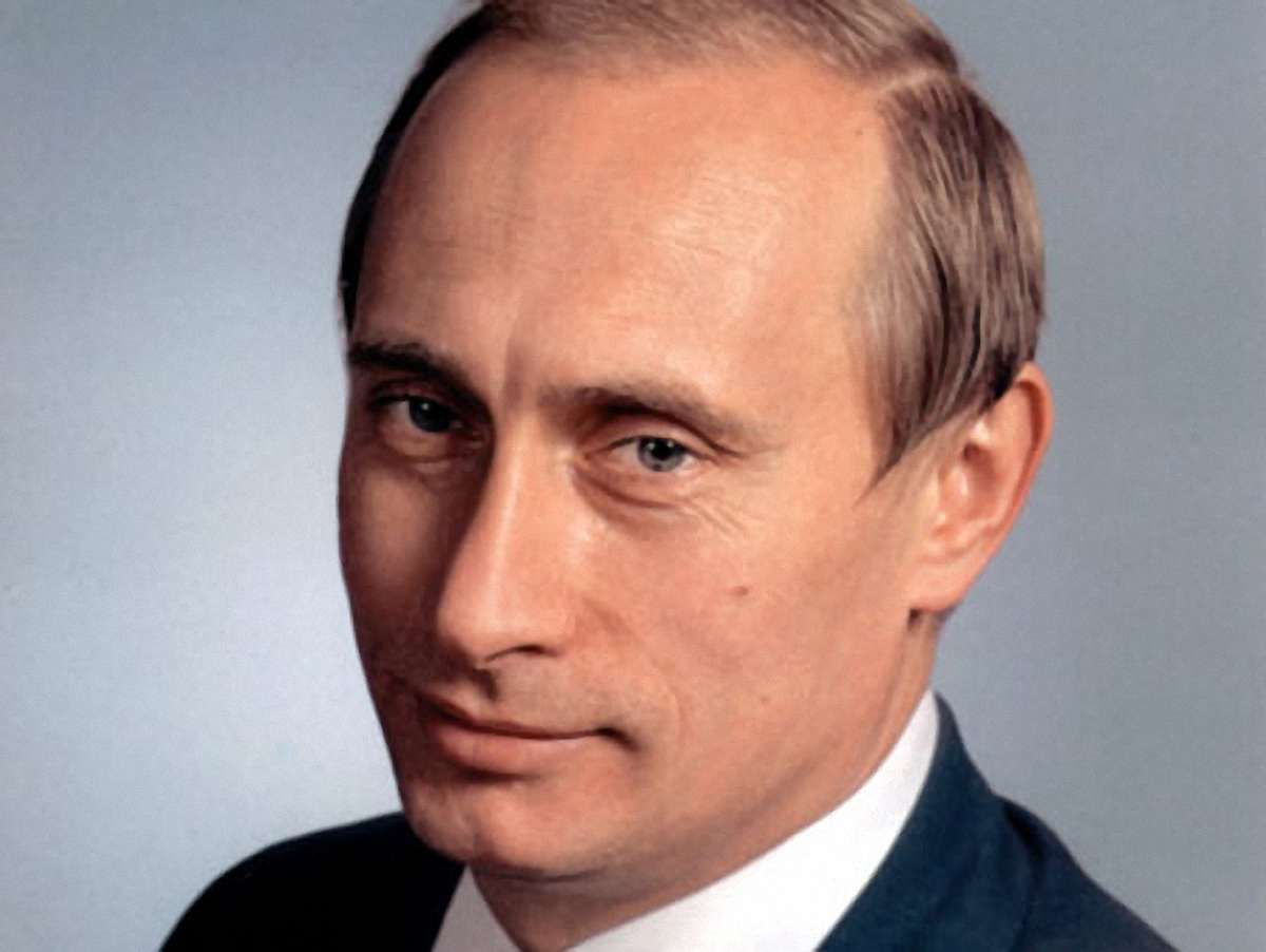 У Путіна на виборах буде чотири конкуренти