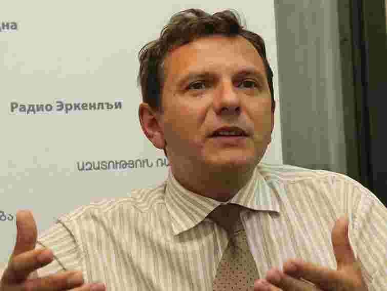 Експерт: Зауваження ПАРЄ стосуються реформ, а на це треба грошей