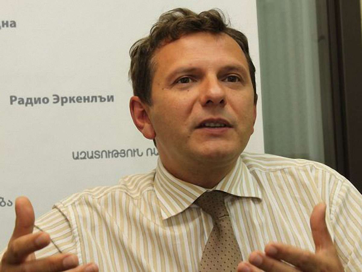 Експерт: Зауваження ПАРЄ стосуються реформ, а на це треба грошей