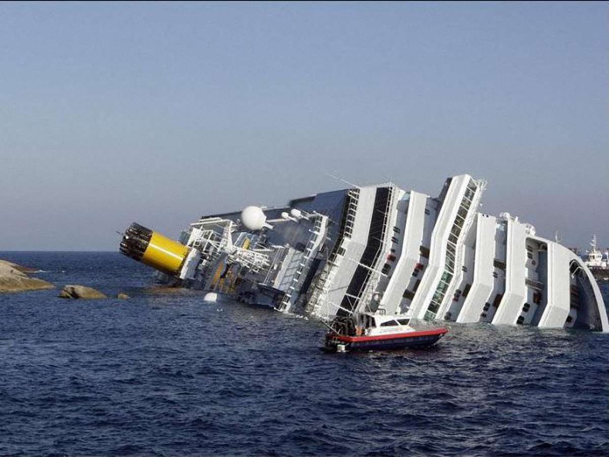 Знайдено тіло 17-го загиблого в аварії Costa Concordia