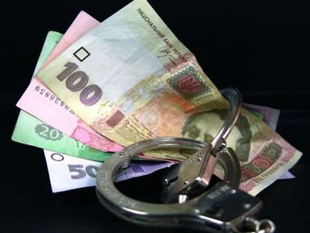 На Львівщині службовця впіймали на 2 тис. грн хабаря