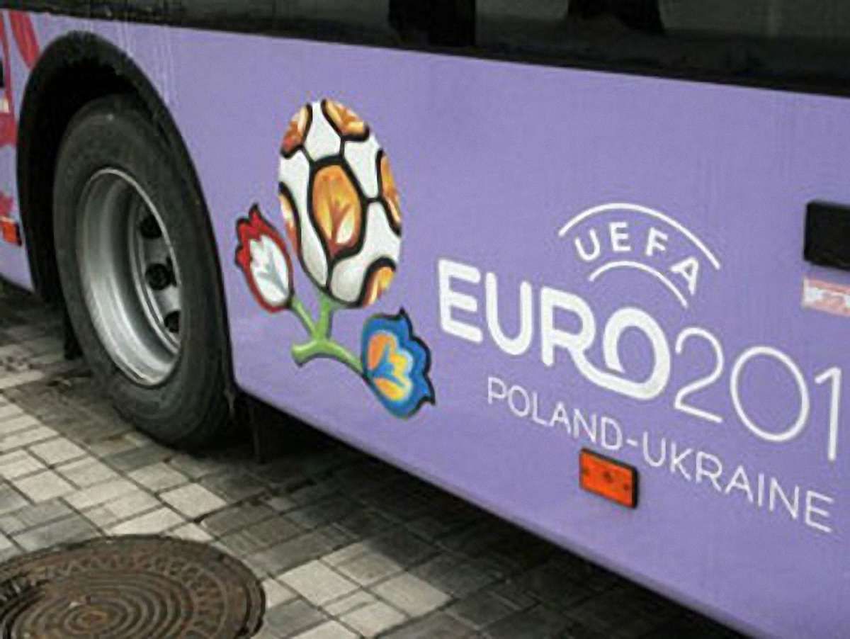 ЛАЗ виготовив до Євро-2012 транспорту на понад 1 млрд грн